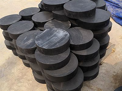 南皮县板式橡胶支座由若干层橡胶片与薄钢板经加压硫化